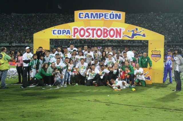 2013: Bicampeones en Copa Postobón